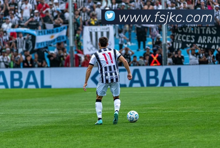 武磊西甲单刀破门巴萨创中国球员历史首球纪录